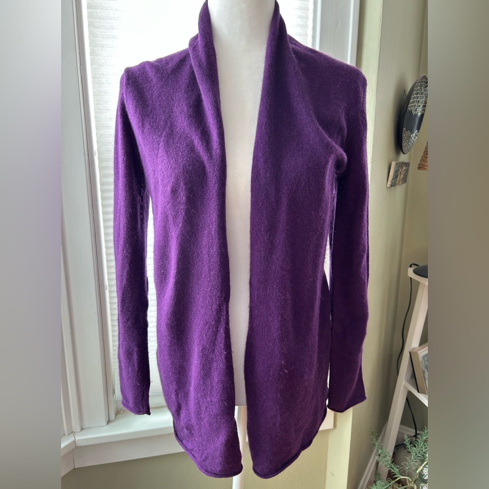 Neiman Marcus Sweater Cashmere Rich Purple Cardigan Shawl Neck Size Small